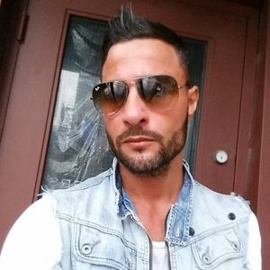 Meet your Posher, Frank